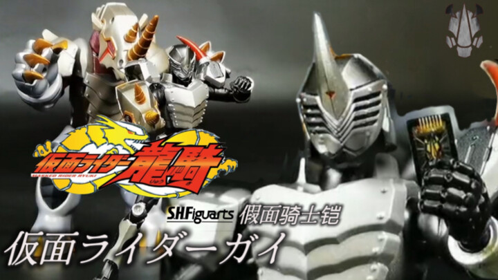 【测评】假面骑士铠/坚甲 shf 大犀牛