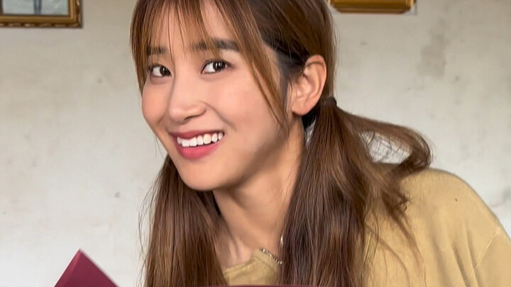 Bunga yang bisa dimakan (bunga matahari). Apakah kamu akan membeli satu bunga untuk diberikan kepada