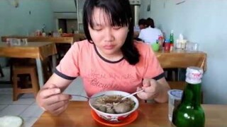 BAKSO PAK DIN, TERENAK DI JAMBI!