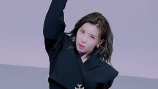 我愿称之为——T之抬头   【NMIXX】【裴真率】