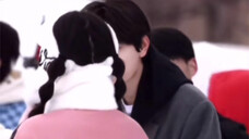 [Yu Shuxin Lin Yi] เธอเตี้ยกว่าฉัน ดังนั้นฉันต้องก้มหัวก่อน King Boo Hibernate สามารถถ่ายทำและออกอาก