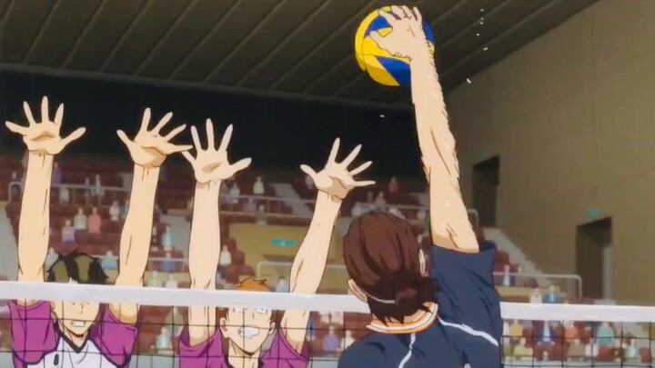 “Vì sao cậu lại cố gắng chơi bóng chuyền ?”Để khi đứng trước những người cao lớn sẽ không tự ti .