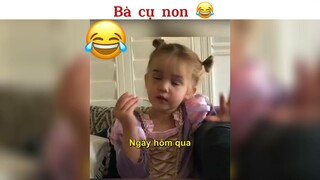 Bà cụ non