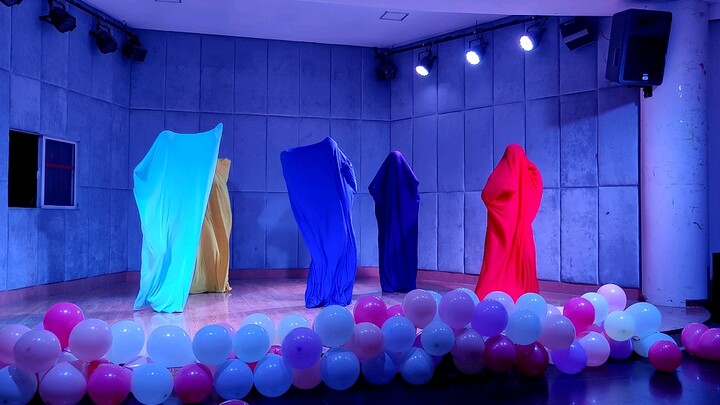 Huake: Apakah benar-benar tidak ada orang yang kamu pedulikan di universitas ini?