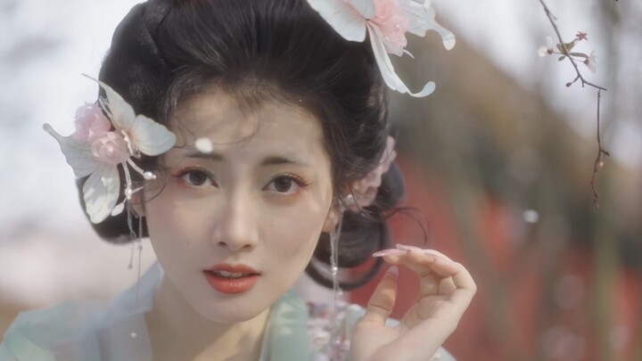 "Look, the wind seems to be able to paint."