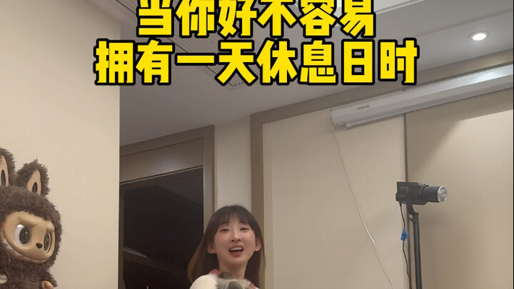 Sudah paham, antar bibi tua mandi, trus kasih dua bakpao buat anjing.