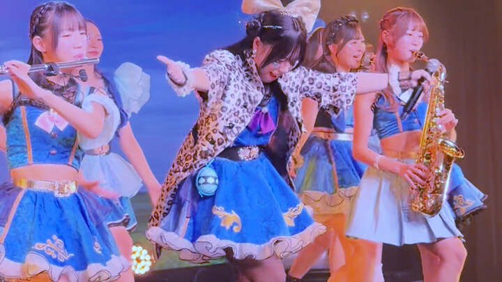 I ran into a bunch of Japanese idols in Tokyo, and they’re singing “Tao Ma Gang”?! Huh?