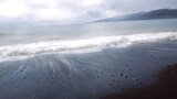 🌊
