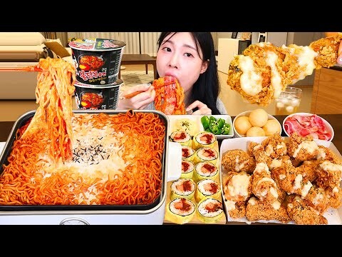 ASMR MUKBANG| 직접 만든 크림 불닭볶음면 양념치킨 김밥 먹방 & 레시피 SAUSAGES AND FIRE NOODLES EATING