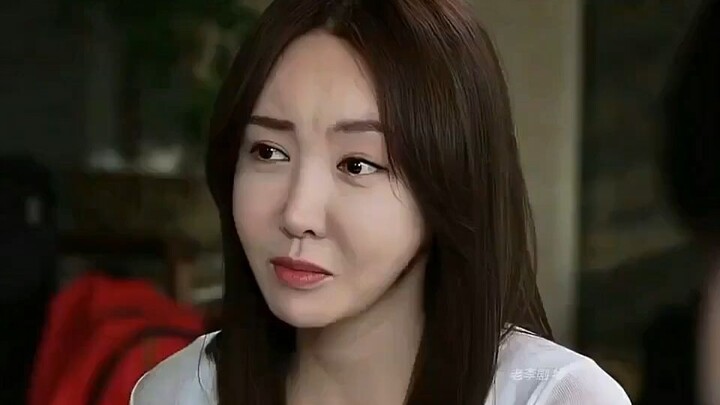 The Aunt’s Kindness Warms the Boy’s Heart