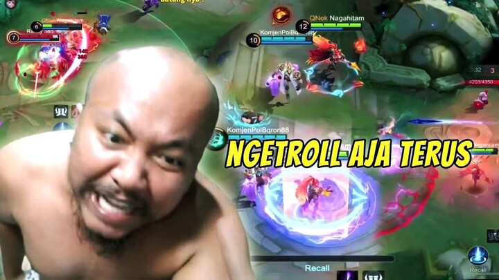 PADA NGETROLL SEMUA INI TIMNYA !!!