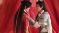 17. She Poured Water on the Emperor Accidentally Became Empress
