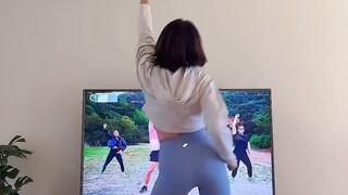 【Fat Burning Dance】Today is a SEXY day with the funny pony｜Sweating and fat burning session