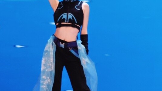 Sau ba năm chơi, cuối cùng tôi đã cosplay San Bing và tái hiện "Thời gian" trên sân khấu triển lãm t