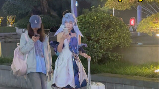 รักออนไลน์มาเจอตัวจริงที่เซี่ยงไฮ้ คอสเพลย์นกกระจิบ เสื้อผ้าของสาวที่เจอกันนั้นฉันไม่ชอบเลย...