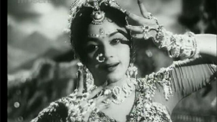 【เทพธิดาแห่งภูเขาหิมะและเทพธิดานทีคงคาประชันการเต้น ซับไทย】พี่น้องนักเต้นอินเดียปาดมินีและราคินีร่วม