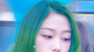 “Woc…据说这姐史诗级车祸后又把泡菜毒唯拉普回来了”