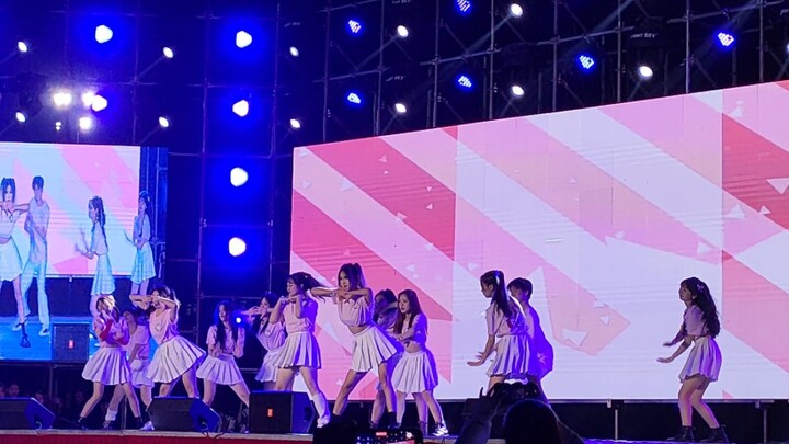 Hainan University Lawn Concert_Balala the Fairies