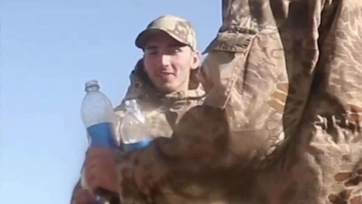 It's over! The secret of Chinese Kung Fu can no longer be hidden. Jiang Luxia kicked three bottle ca