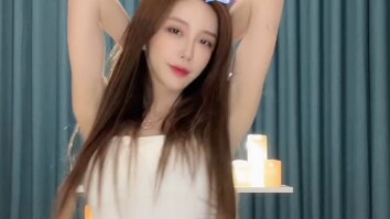 ยินสุวรรณรำลูกตุ้ม