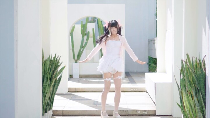 【ลูกน้อย】เดรสสีขาวและผมหางม้าคู่! รักมากเลย (・ω< )★