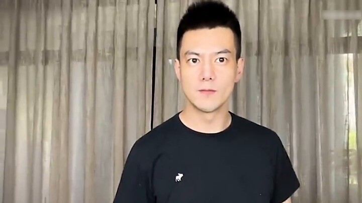 Apakah harus berupa baju besi untuk membuat Anda bergairah? (Ada telur paskah di akhir)
