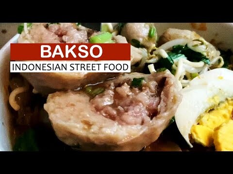 ASMR street food Indonesia 2021 | Indonesian beef meatballs Bakso Kuah