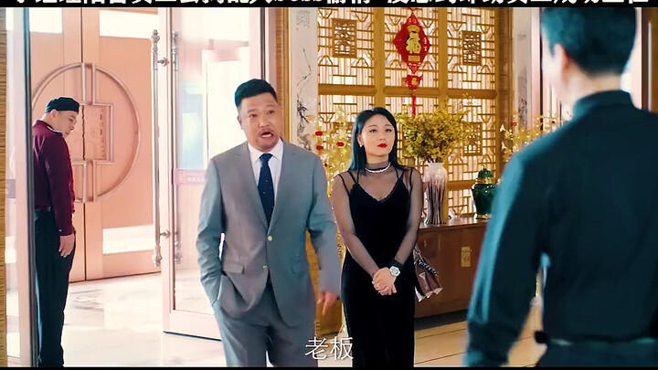 This boss sure keeps a pretty regular schedule!