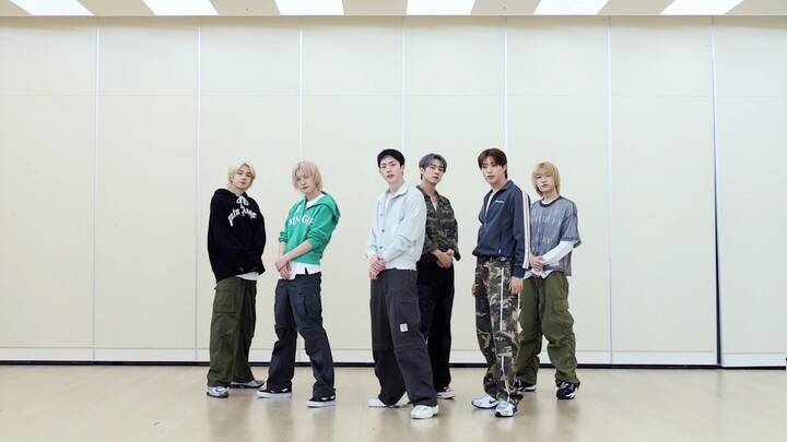 P1Harmony 'DUH!' Dance Practice