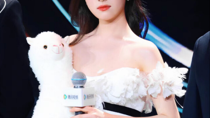 No wonder she’s the most underrated beauty among the ’95 generation actresses—after so many years si