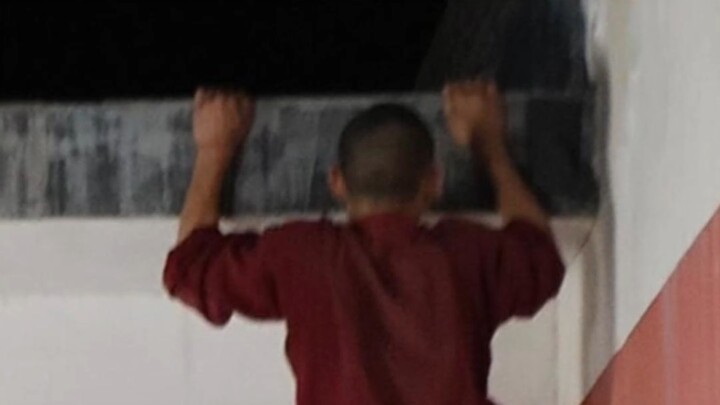 Master: If you don’t get a beating for three days, you’ll start tearing up the roof.