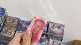 Ultraman card hole hole music! 100 yuan to get out-of-print card packs, and cards you have never see