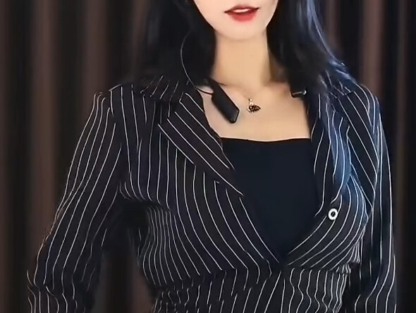 Boneka Kawat Benang Bercak Awal Milik Nyonya Naga