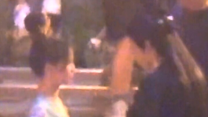 ตี้ซินแรงดึงดูด พวกคุณกำลังแอบรักกันแบบใช้งบกองถ่ายอยู่เหรอ?!