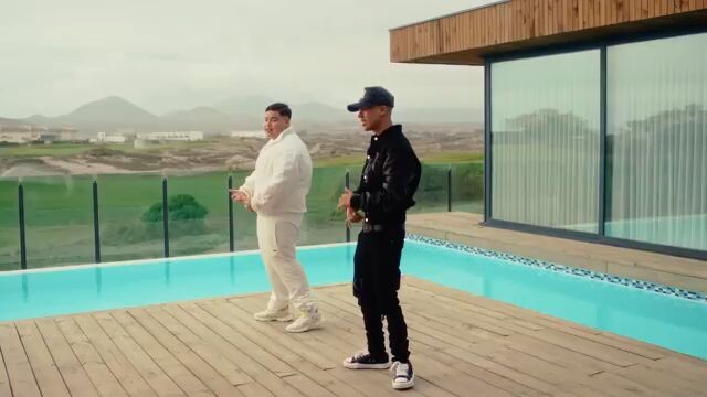 FloyyMenor, __xris —mj— Gata —only — Video—  official— (360)