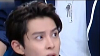 Famous scenes of celebrities picking up memes~~~ Is yours among them~~~ Hahahaha