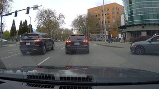 เมื่อฉันคิดว่าเขากำลังจะจากไป เขาดึงสิ่งนี้ออกจากคลังของเขา