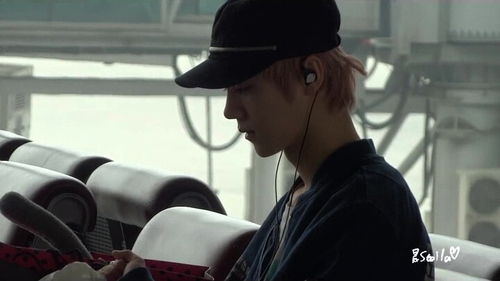 Ini mungkin pengantaran di bandara yang paling menyayat hati! Lu Han, 22 April 2013, pengantaran di 