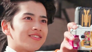 Review of Kamen Rider EXAID's enhanced transformations and special moves at each stage