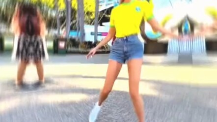 Chị đẹp lại còn chơi bóng giỏi!