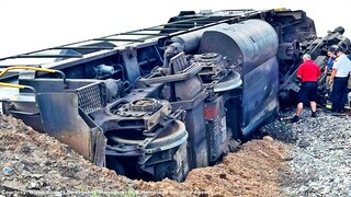 Locomotive DERAILED by Small Device