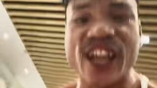 Bạn đang làm gì thế!