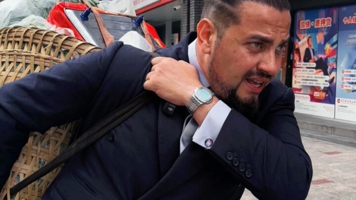 للمرة الأولى في الصين، رأيت في مترو الأنفاق سلالًا مملوءة بالخضروات بدلًا من الناس... #tc_في_الصين #