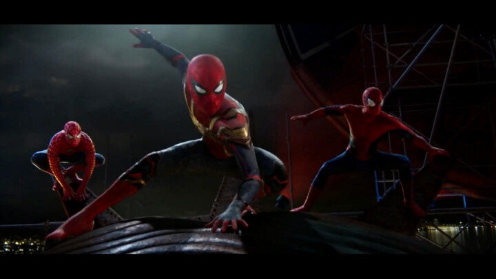 [Bilingual Chinese characters] "Spider-Man" three insects beat the villain in the same frame, the mo