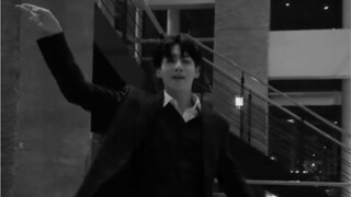 231117 Jungkook's Tiktok update is so handsome😭 Standing Next to You dance challenge!