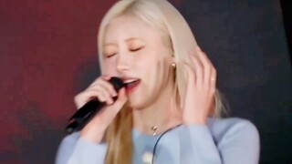 BabyMonster covers "2NE1 - Fire" live at KTV with open mic!