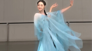 一曲《春颂》献给冬至，愿所盼如期而至。