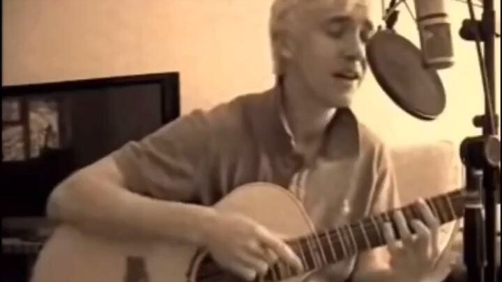 【HP】Singer Tom Felton was delayed by his acting career