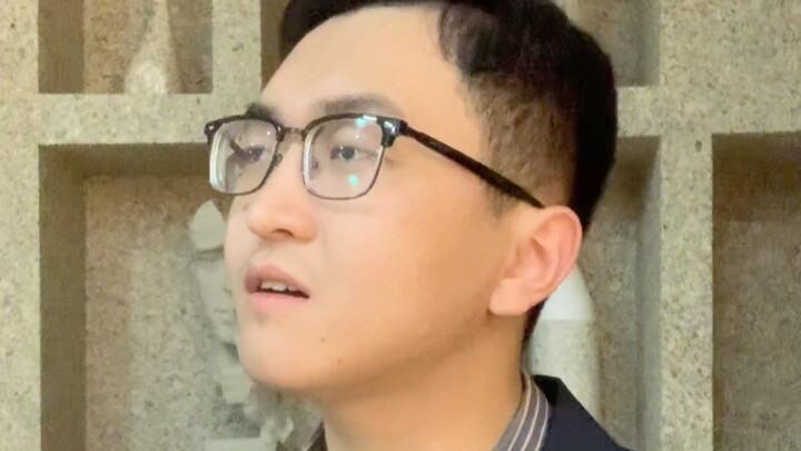 Giảng viên đại học trẻ tuổi vs giảng viên đại học trung niên (phần trò chơi)