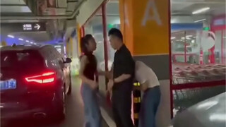 Luật sư lừa dối, vợ tiếp viên hàng không xé xác tình nhân